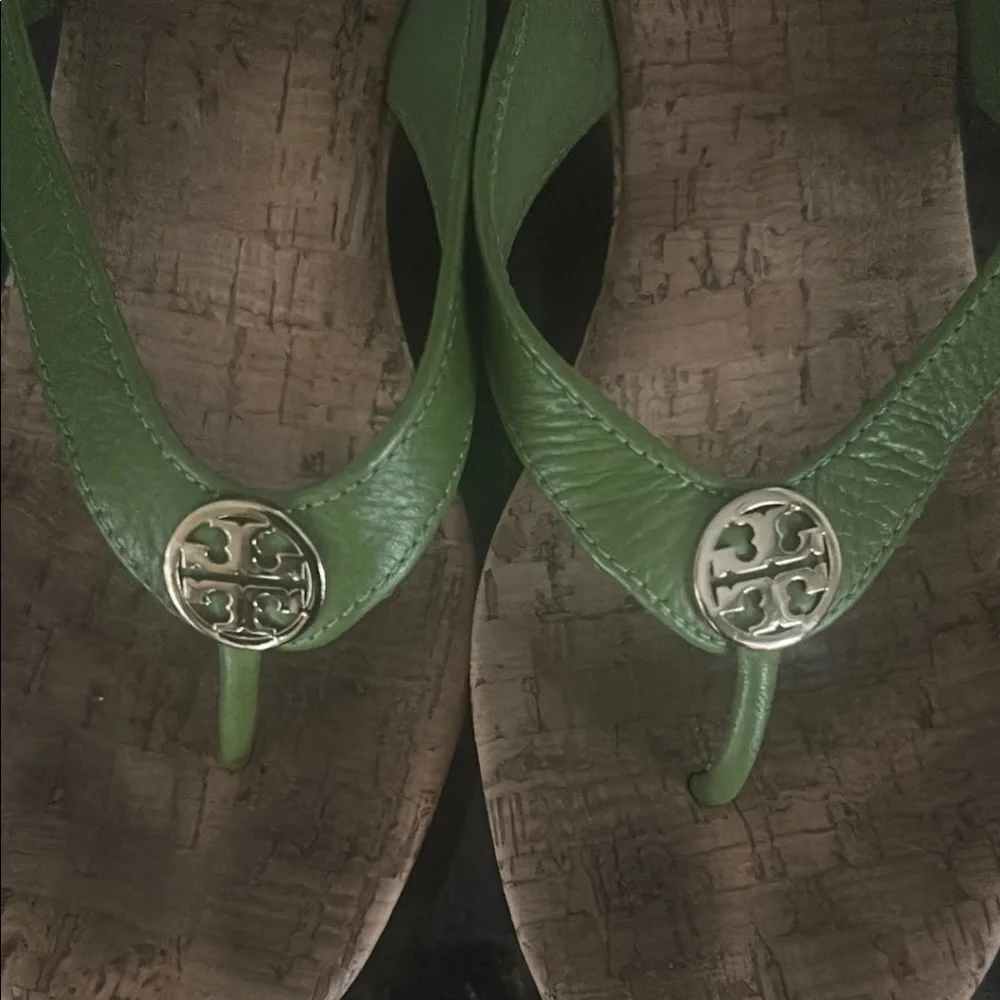 🌿Tory Burch Lime Green Cork Sandals🌿